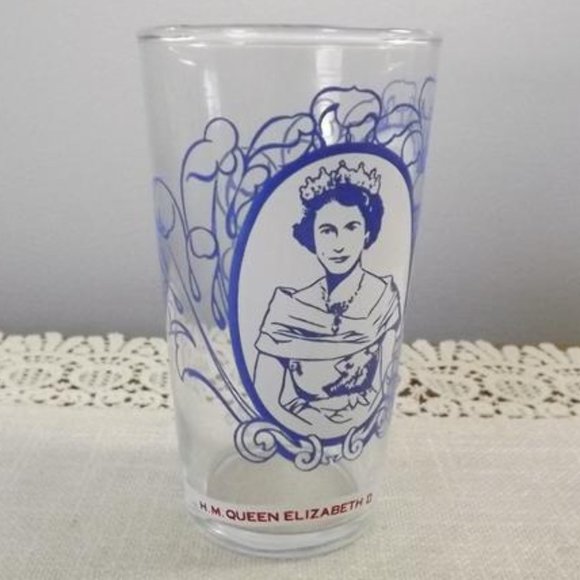 Vintage 1953 Queen Elizabeth & Prince Philip Glass - Picture 2 of 10